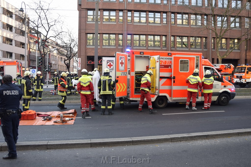 VU PKW Strab Koeln Mitte Pipinenstr Hohestr P049.JPG - Miklos Laubert